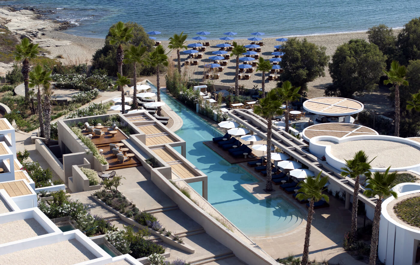 Project: Avant Mar Hotel & Suites In Paros - Publication Cover