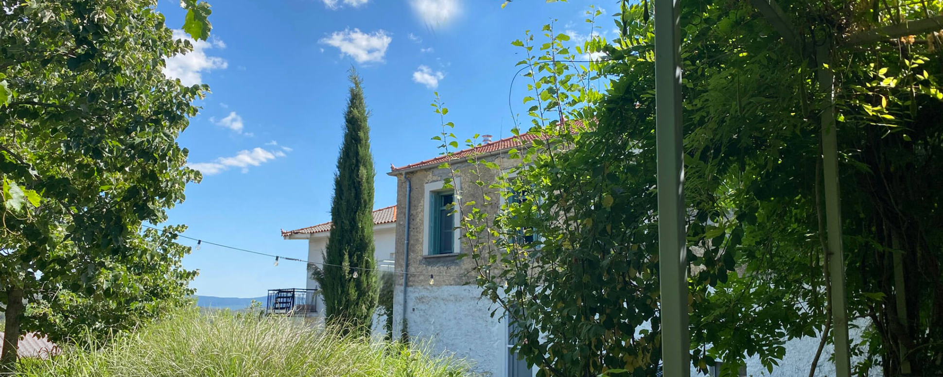 Project: Vacation House in Karyes